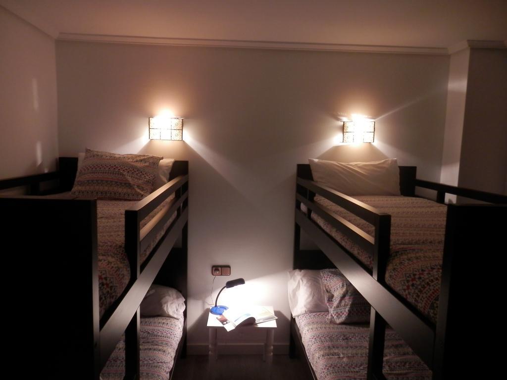 H.A.N.D Surf Hostel Ланґре Номер фото